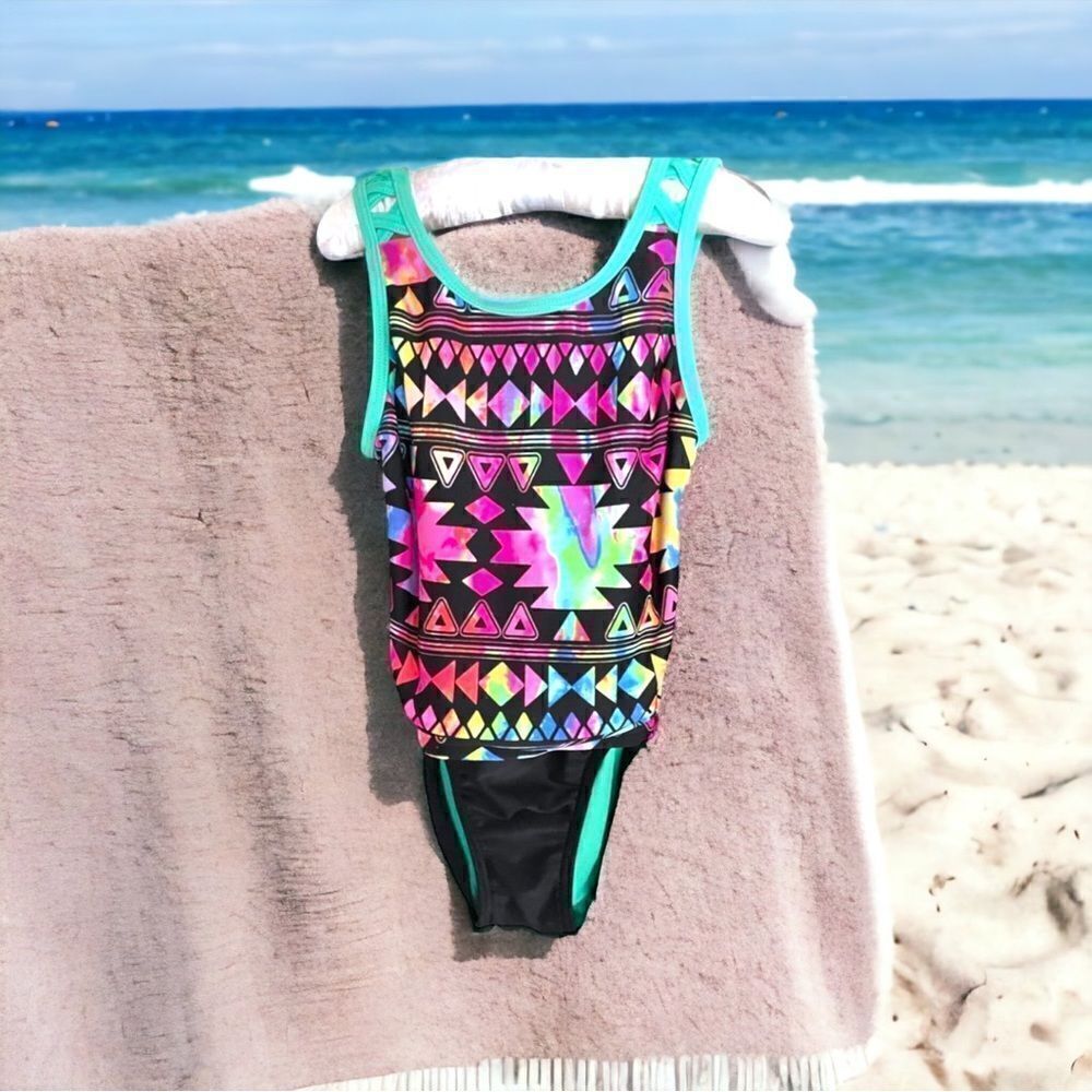 Circo l 2-piece l Girls Bathing Suit, 
Tank-ini l Small l EUC